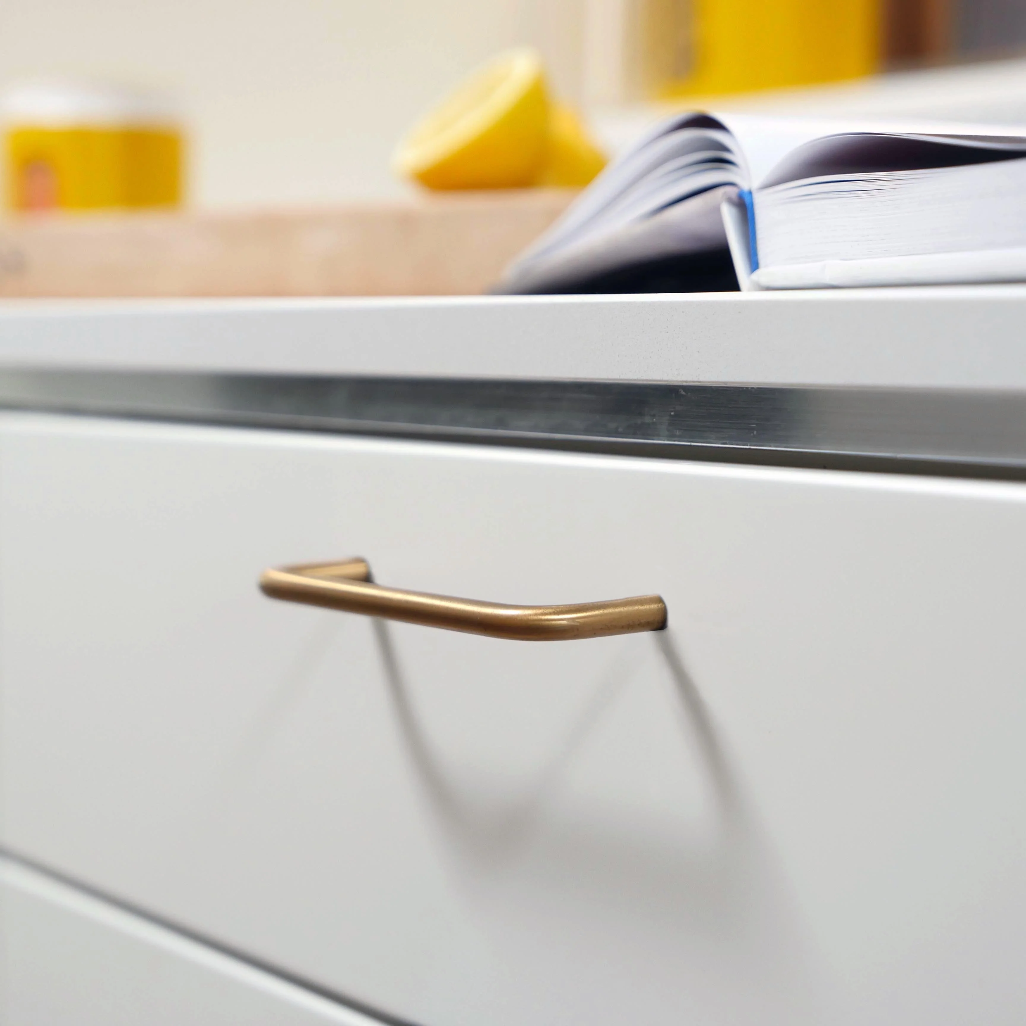 Charlie Bar Pull - Image 5