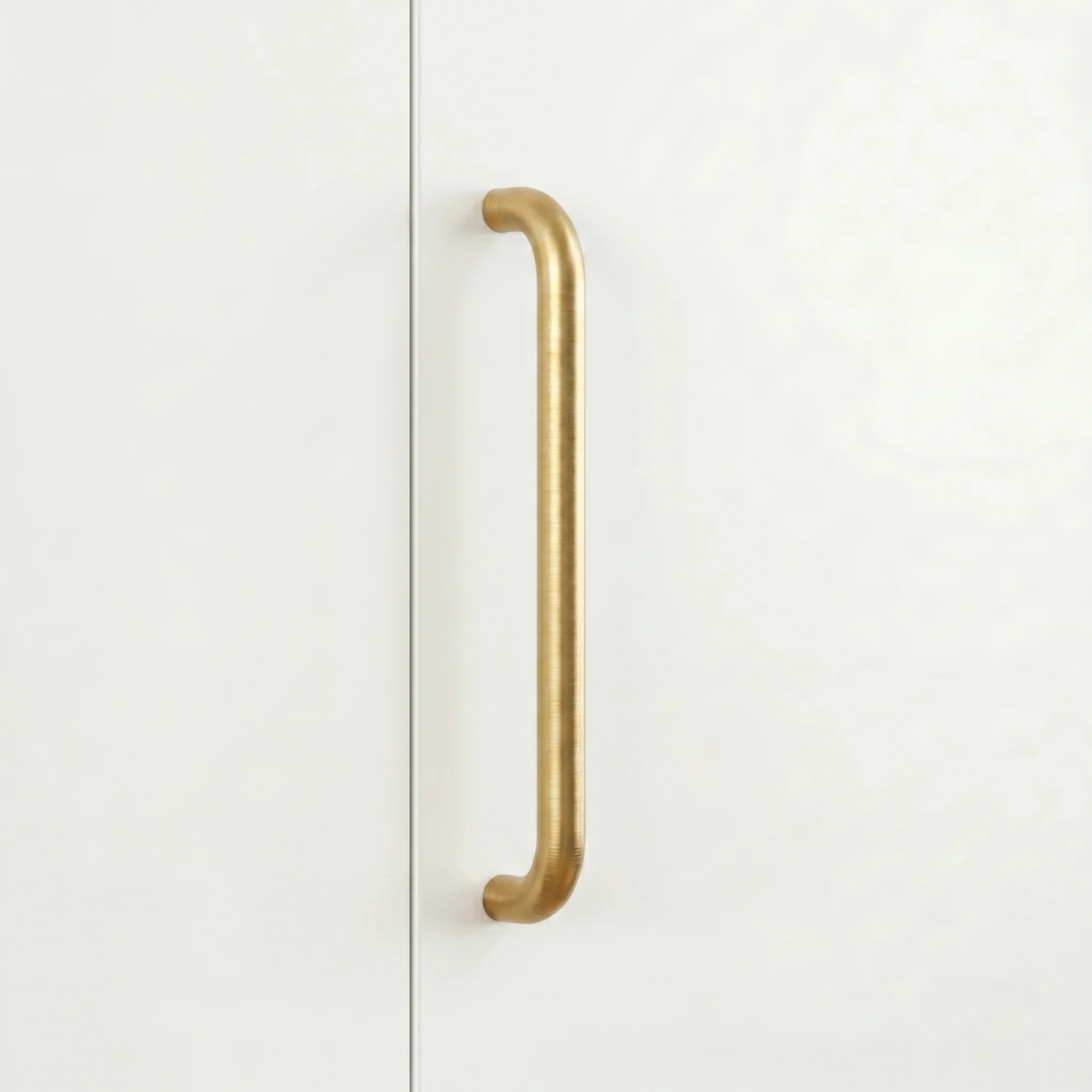 Charlie Radius Cabinet & Appliance Pull - Image 4
