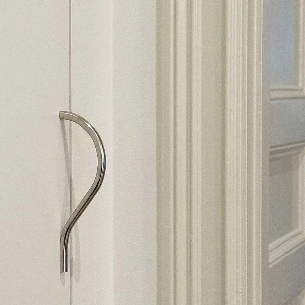 Doyen Cabinet Pull - Image 4