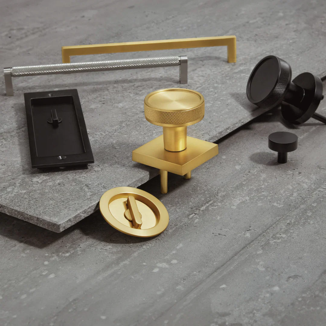 Explore Round Flush Pull Privacy Set - Image 15
