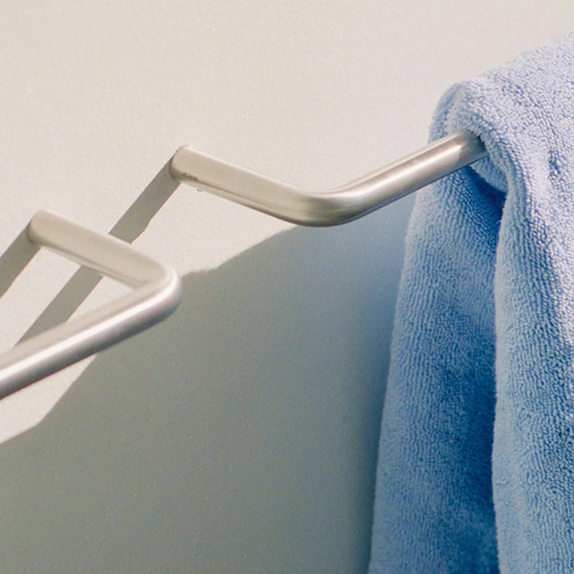 Knud Towel Bar - Image 2