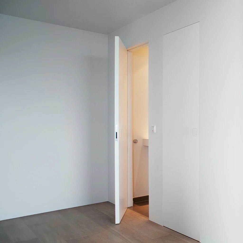 Noha Residential Swinging Door Latch - Image 5