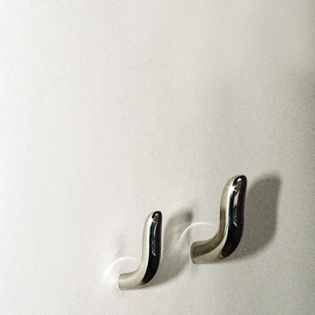 Noor Hook - Image 11