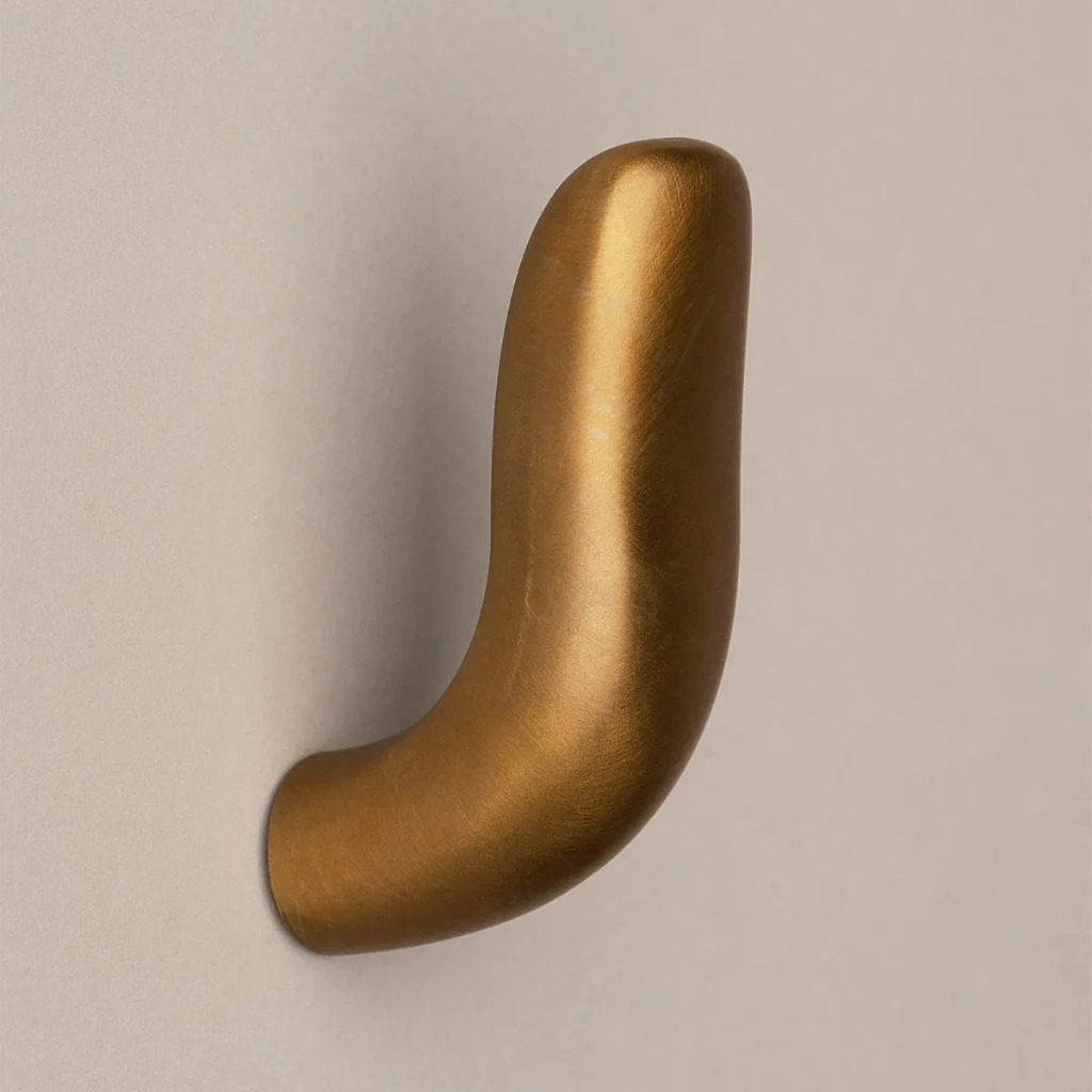 Noor Hook - Image 5