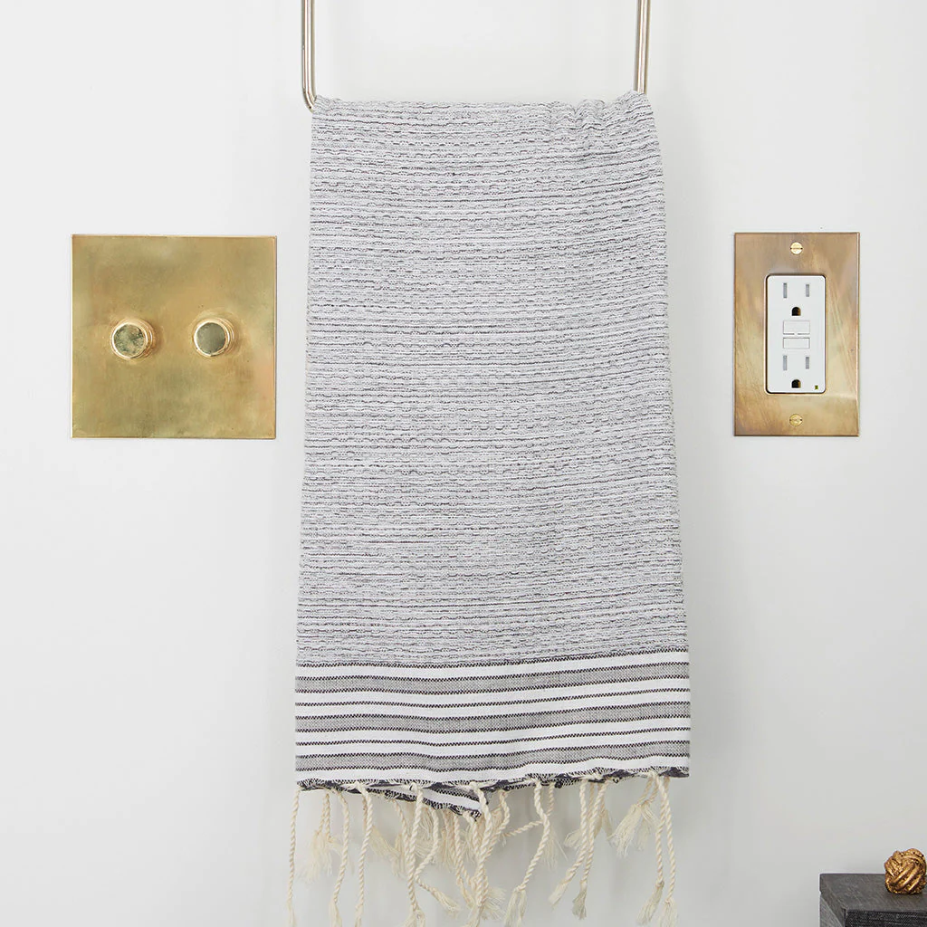 1 Gang Outlet by Forbes & Lomax - Image 5