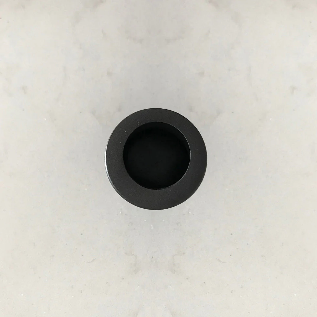 Round Edge Pull